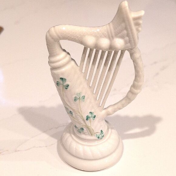 Vintage Belleek 6" Shamrock Harp 7th Gold/Brown Mark 1980-1992 - Picture 10 of 10